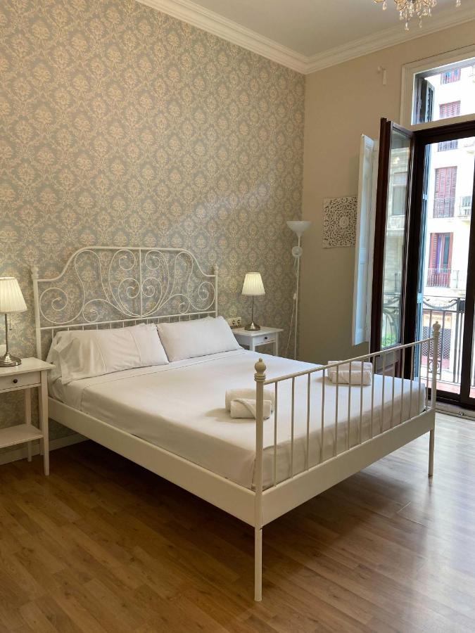 Lumine Luxury Suites By Gaiarooms Barcelona Luaran gambar
