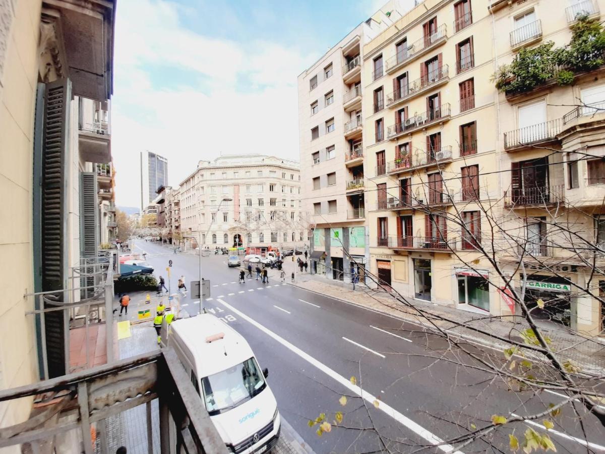 Lumine Luxury Suites By Gaiarooms Barcelona Luaran gambar