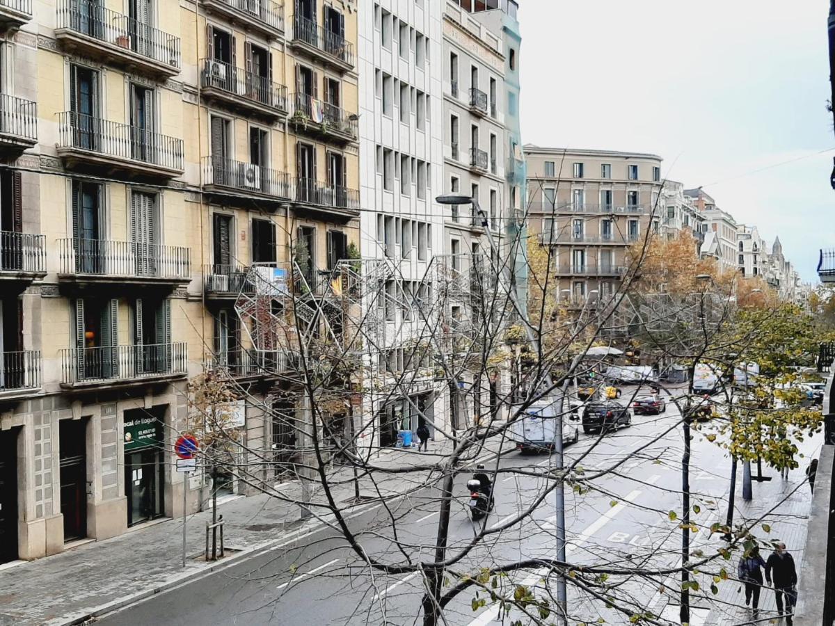 Lumine Luxury Suites By Gaiarooms Barcelona Luaran gambar